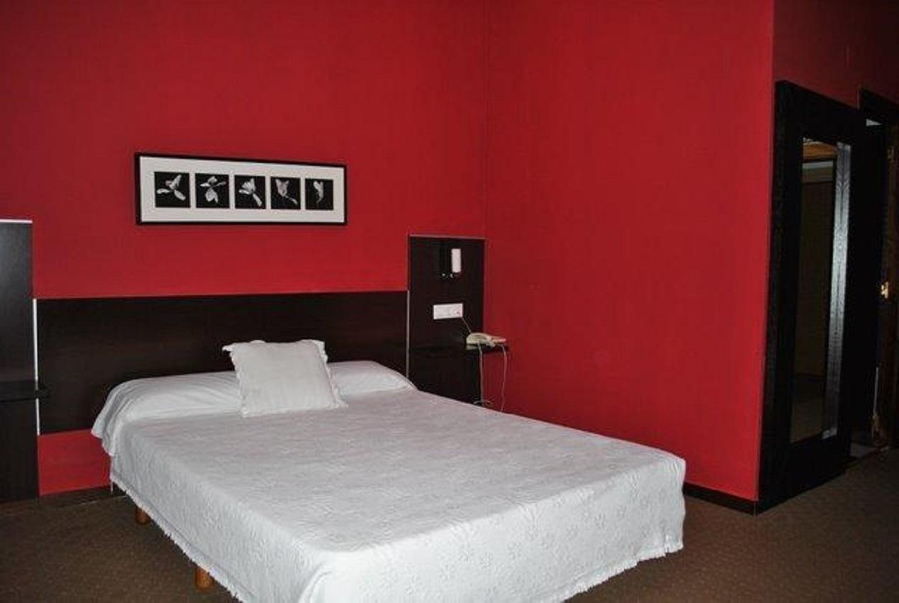 Oyo Hotel Parque Empresarial Авілес Екстер'єр фото